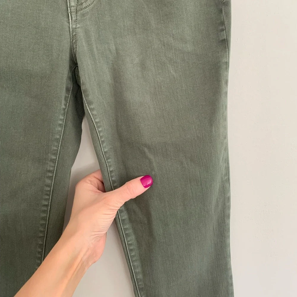 Madewell 9” High Rise Skinny Pants Olive - Picture 4 of 15